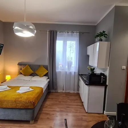 Nr 7 Z Tarasem, Przy Szlaku * Karpacz