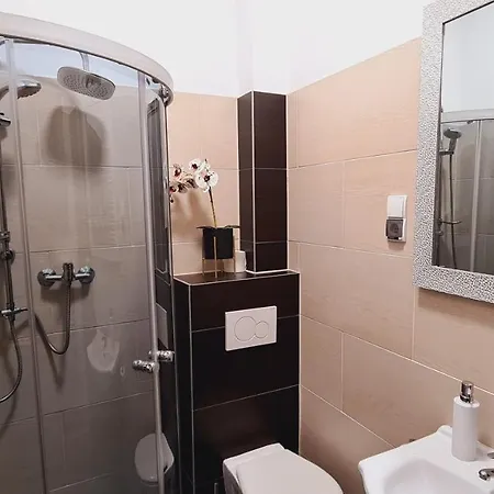 Nr 7 Z Tarasem, Przy Szlaku * カルパッチ