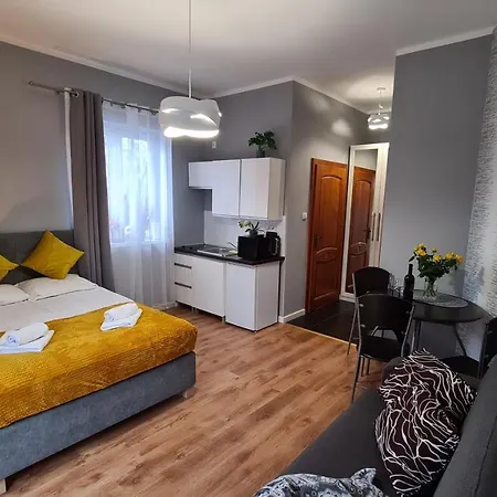 Nr 7 Z Tarasem, Przy Szlaku * Karpacz