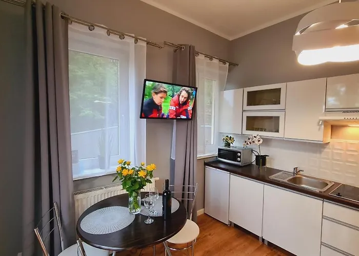 Nr 7 Z Tarasem, Przy Szlaku Karpacz