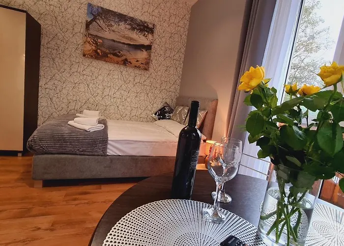 Nr 7 Z Tarasem, Przy Szlaku *