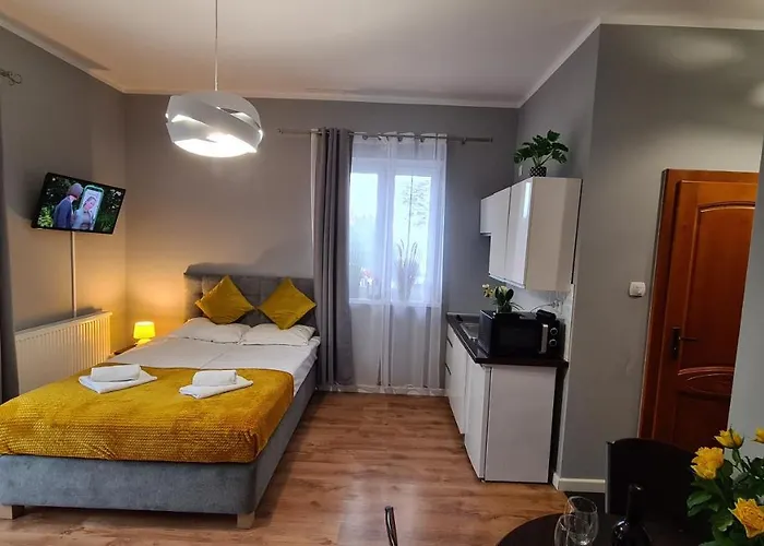 Nr 7 Z Tarasem, Przy Szlaku * كارباش