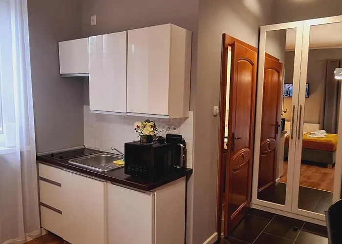 Nr 7 Z Tarasem, Przy Szlaku * كارباش